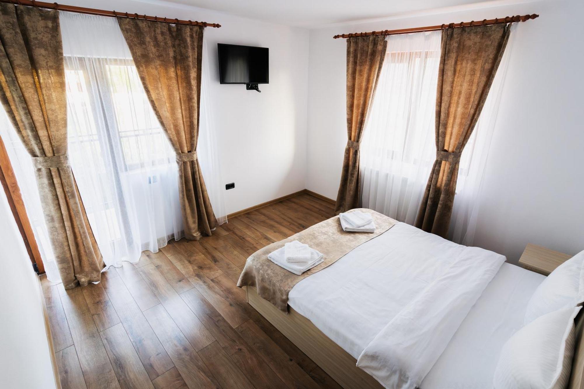 Casa Diana Rasnov Villa Luaran gambar